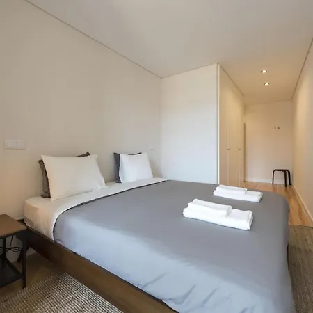 Bmyguest - Sao Vitor Balcony * Porto